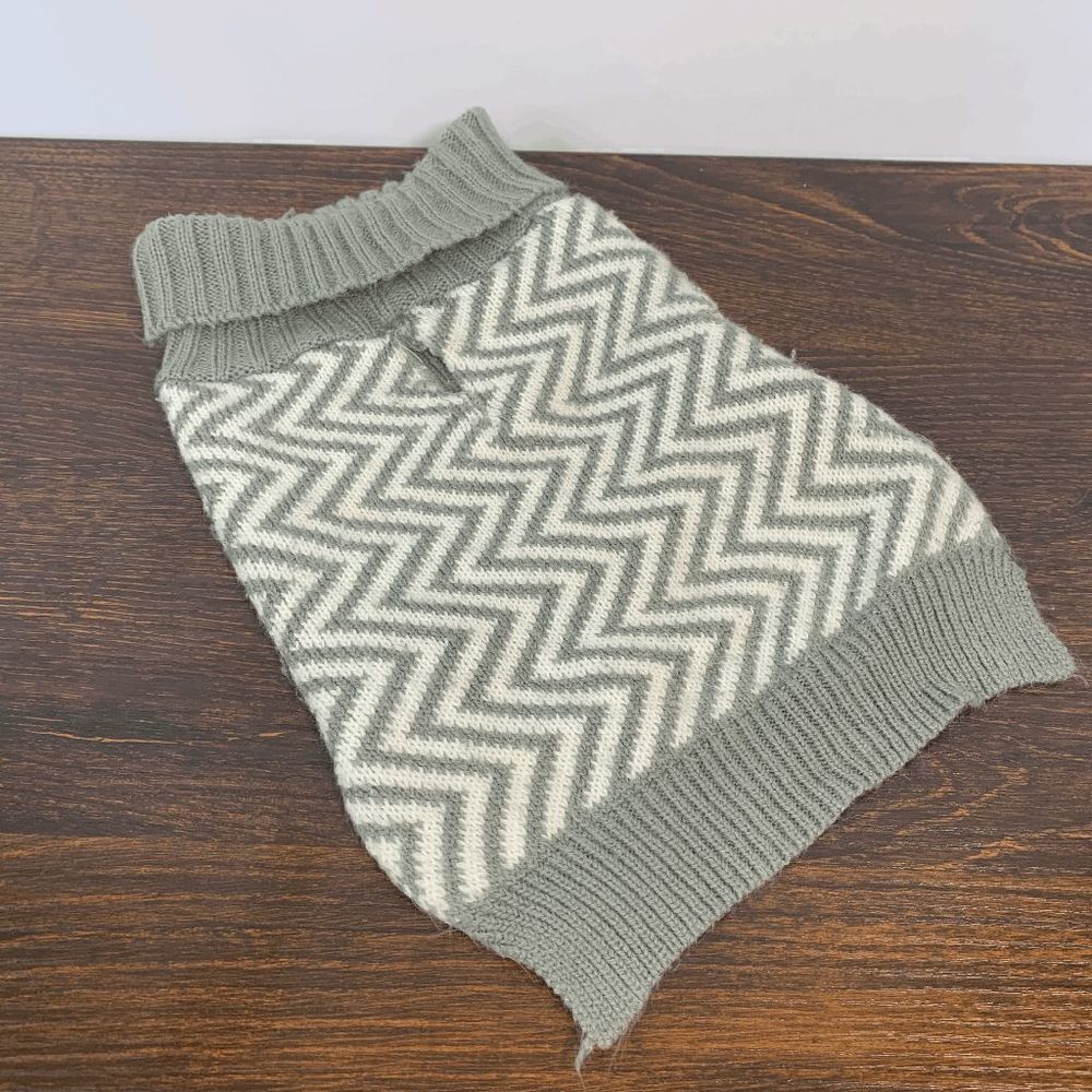 Gray White Chevron Print Thermal Ribbed Knit Dog Clothes Pullover Sweater